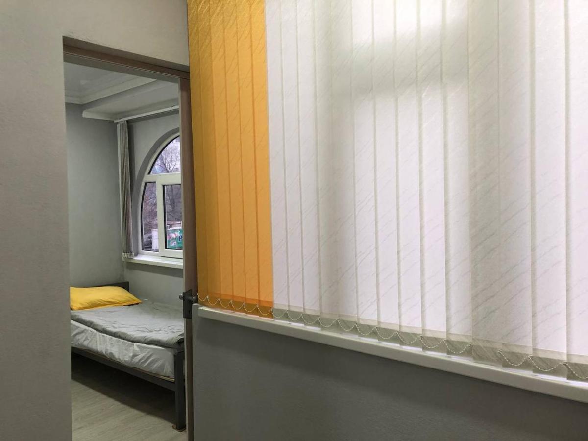 Downtown Homestay Bishkek Exterior photo