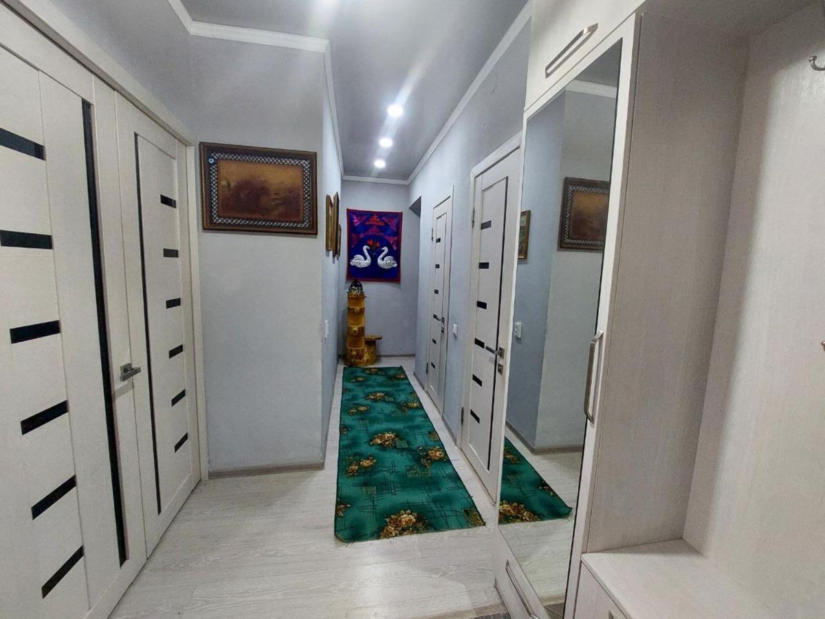 Downtown Homestay Bishkek Exterior photo
