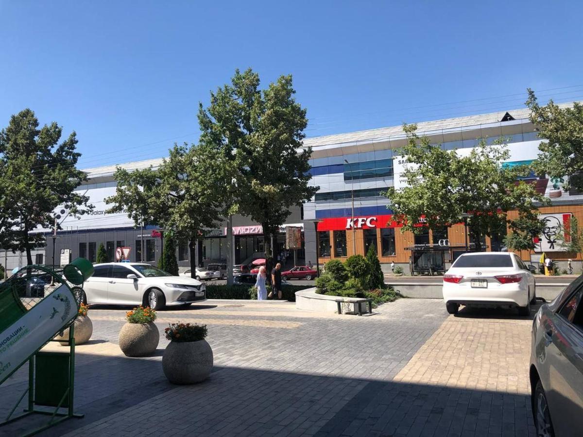 Downtown Homestay Bishkek Exterior photo